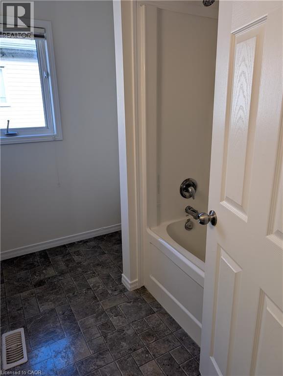 931 Glasgow Street Unit# 35b, Kitchener, Ontario  N2N 0B5 - Photo 24 - 40785481