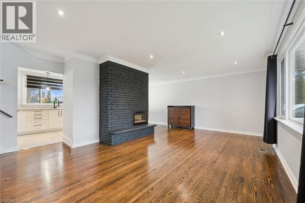 944 Concession Road, Cambridge, Ontario  N3H 4L6 - Photo 9 - 40785825