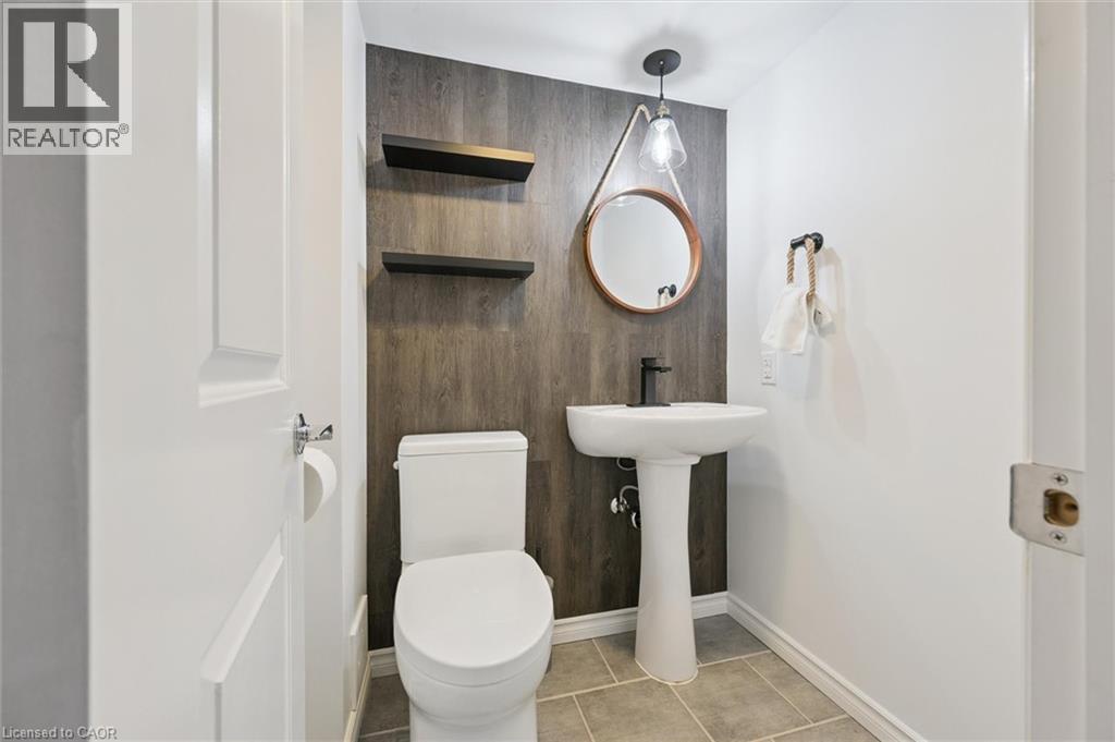 944 Concession Road, Cambridge, Ontario  N3H 4L6 - Photo 32 - 40785825