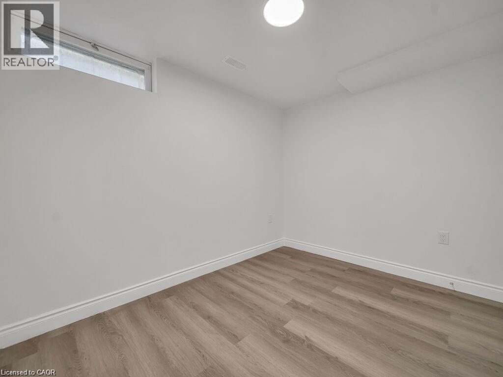 34 Belwood Crescent, Kitchener, Ontario  N2C 1Z3 - Photo 36 - 40785845