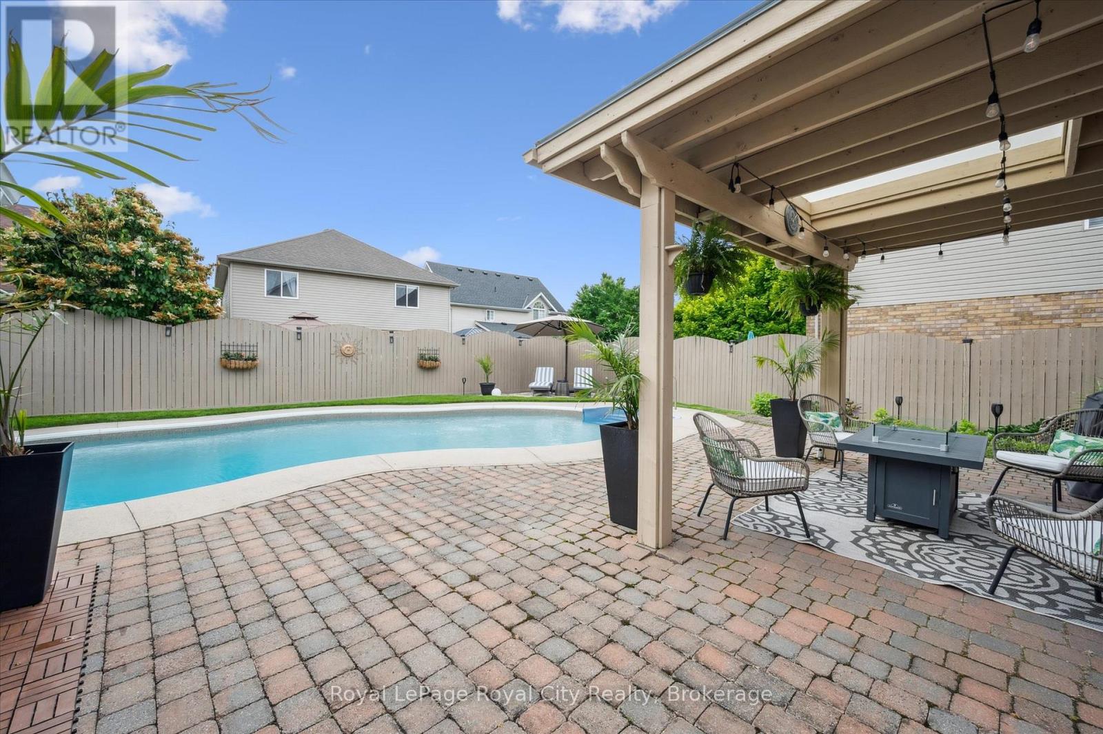 279 Farley Drive, Guelph (Pineridge/westminster Woods), Ontario  N1L 1N6 - Photo 38 - X12511714