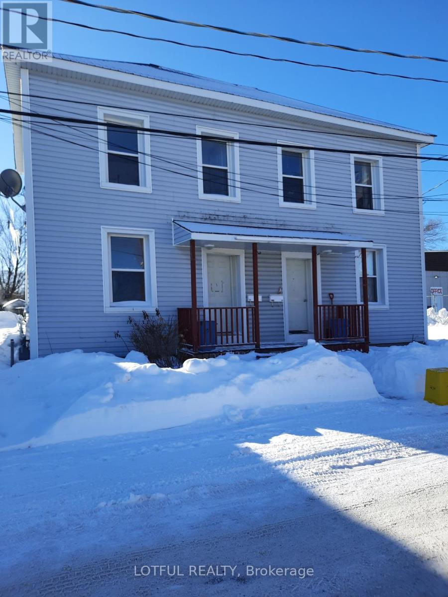 58 LOWER - 60 VICTORIA AVENUE, Smiths Falls, Ontario