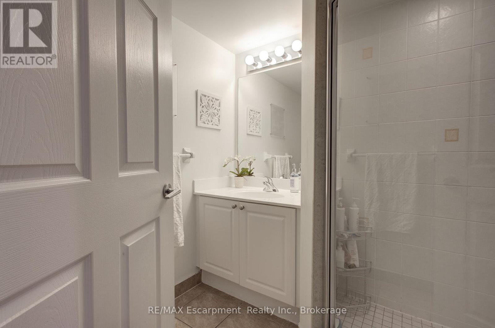 311 - 2325 Central Park Drive, Oakville, Ontario  L6H 0E2 - Photo 33 - W12511744