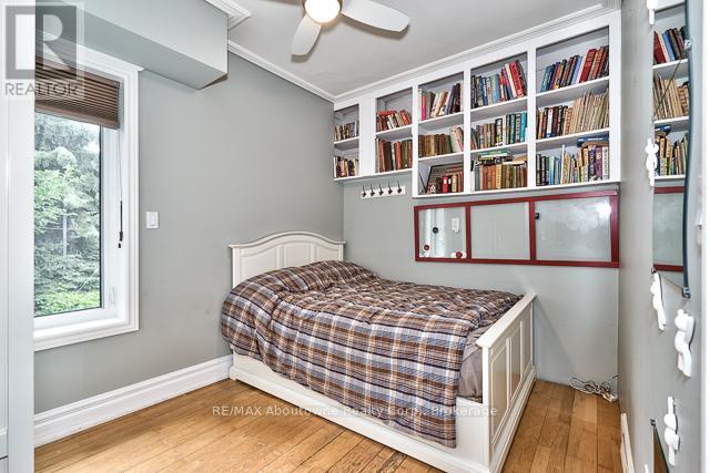 19 Oxford Street, Hamilton, Ontario  L8R 2W9 - Photo 23 - X12511832