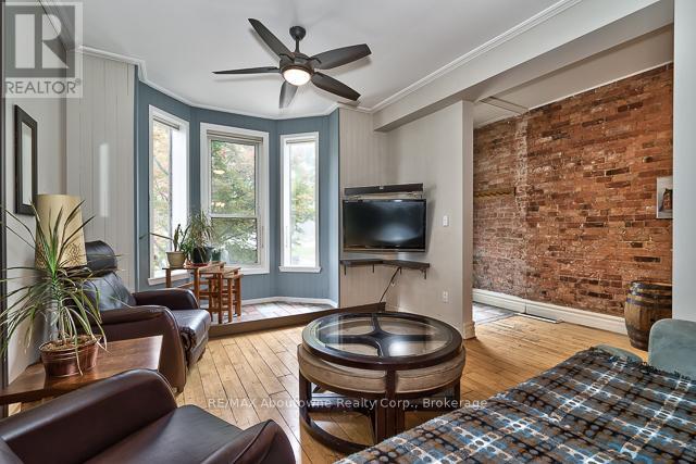 19 Oxford Street, Hamilton, Ontario  L8R 2W9 - Photo 6 - X12511832