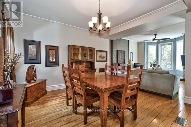 19 Oxford Street, Hamilton, Ontario  L8R 2W9 - Photo 8 - X12511832