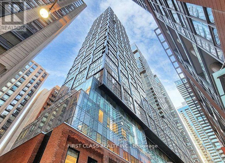 806 - 15 MERCER STREET, Toronto, Ontario