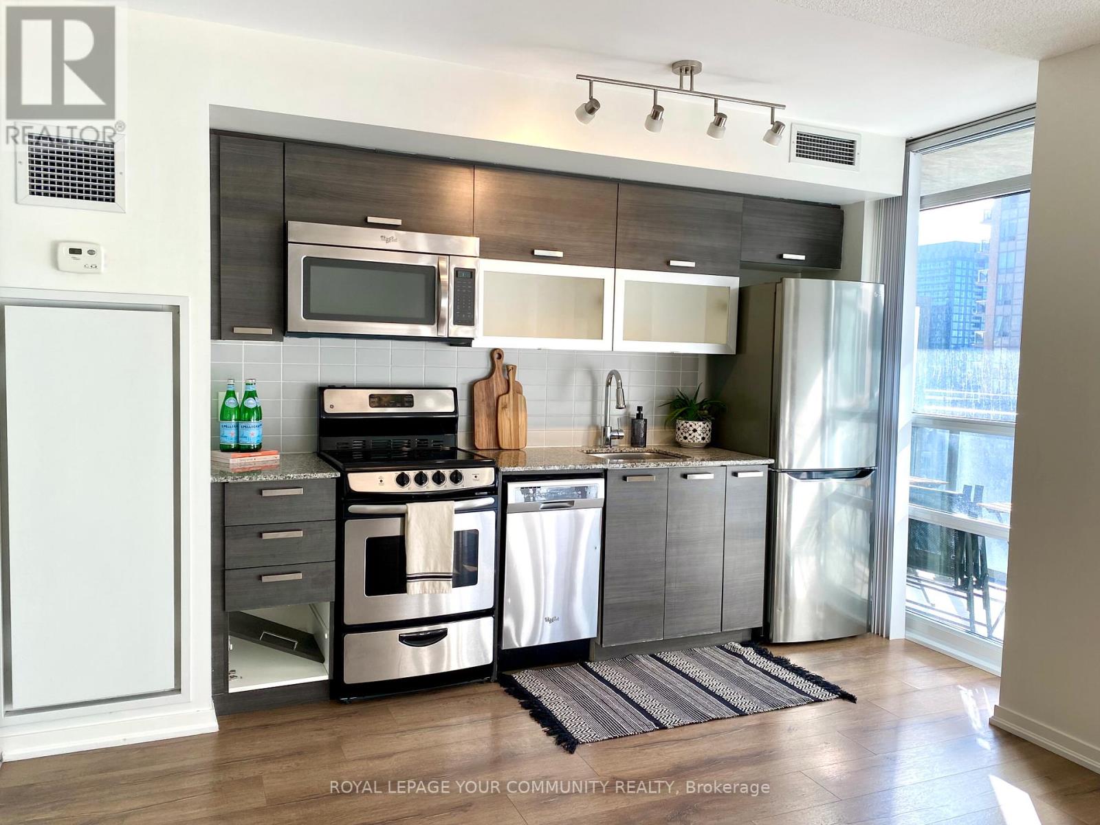 1038 - 68 Abell Street, Toronto, Ontario  M6J 0B1 - Photo 2 - C12511320