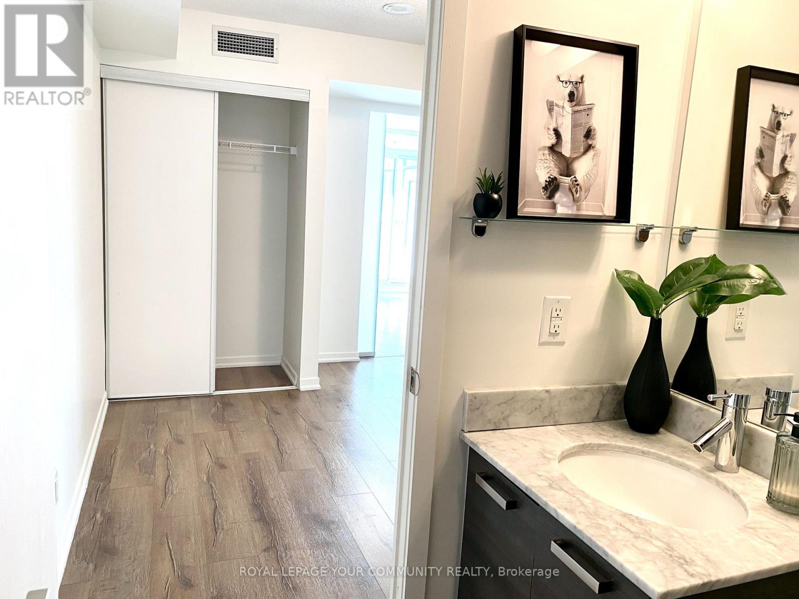 1038 - 68 Abell Street, Toronto, Ontario  M6J 0B1 - Photo 6 - C12511320