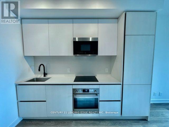 716 - 108 Peter Street, Toronto, Ontario  M5V 0W2 - Photo 2 - C12511348