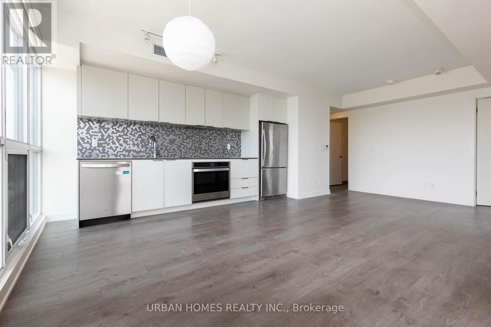 2711 - 2 Sonic Way, Toronto, Ontario  M3C 0P2 - Photo 4 - C12511456