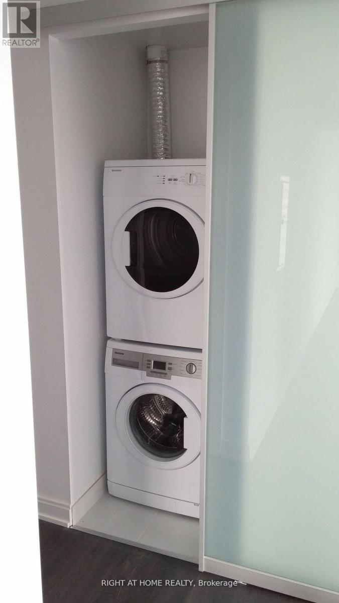 3406 - 42 Charles Street E, Toronto, Ontario  M4Y 0B7 - Photo 9 - C12511470