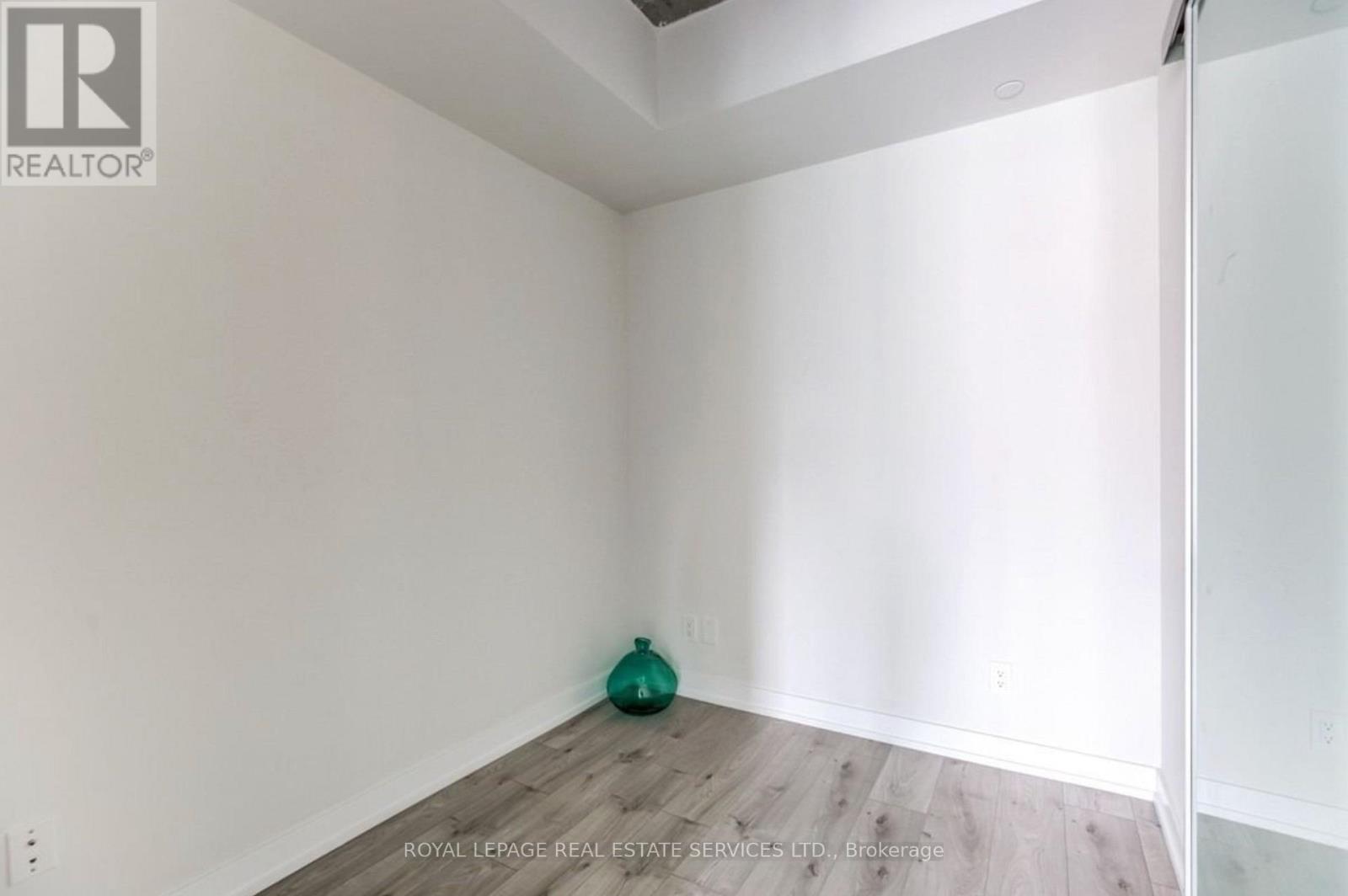 1013 - 161 Roehampton Avenue, Toronto, Ontario  M4P 0C8 - Photo 14 - C12511602