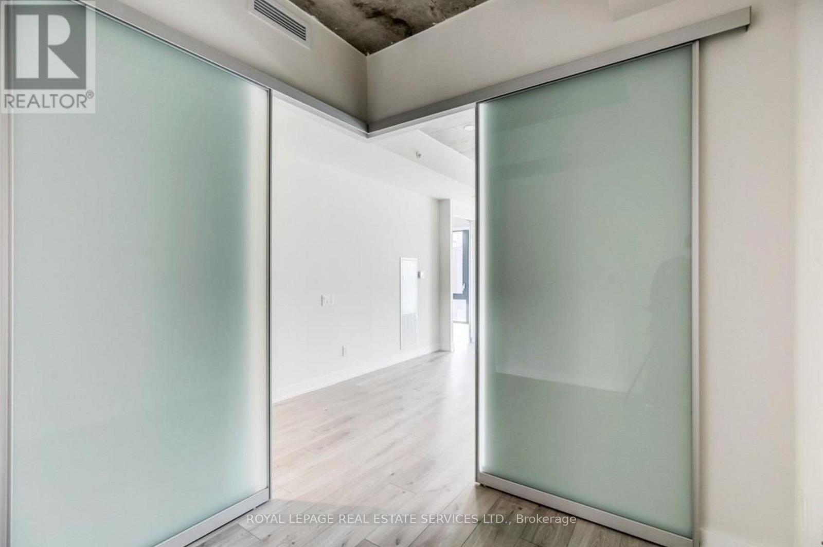 1013 - 161 Roehampton Avenue, Toronto, Ontario  M4P 0C8 - Photo 15 - C12511602