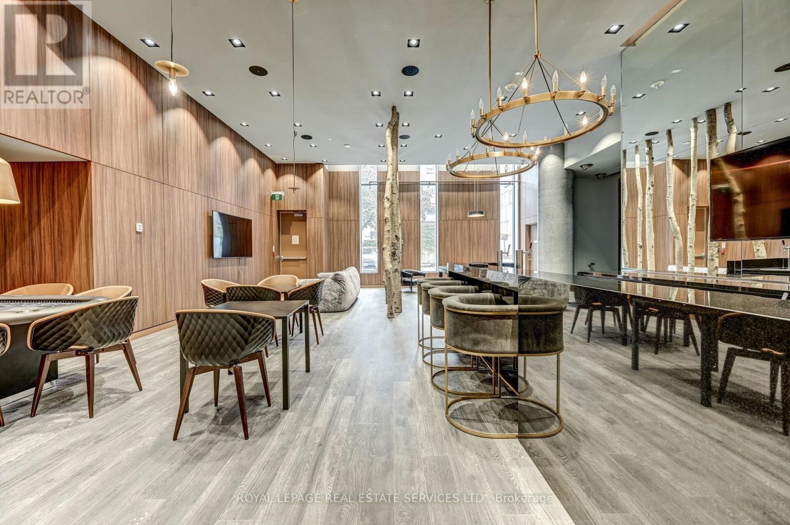 1013 - 161 Roehampton Avenue, Toronto, Ontario  M4P 0C8 - Photo 19 - C12511602