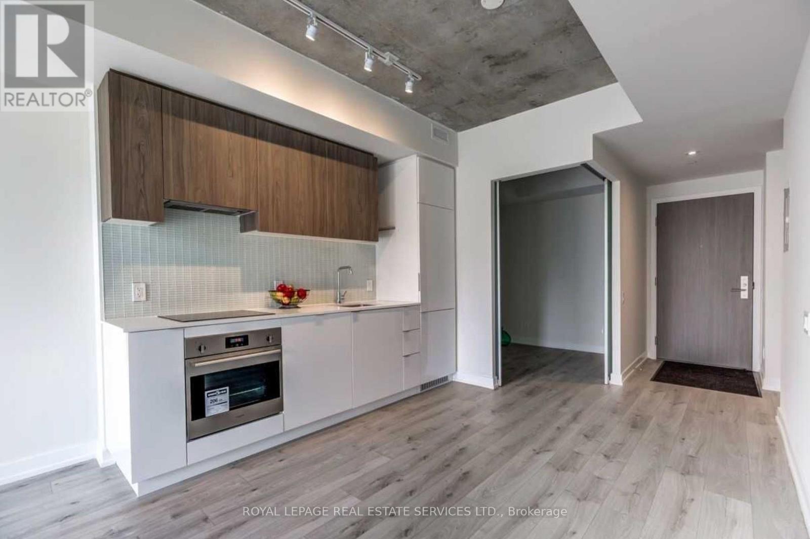 1013 - 161 Roehampton Avenue, Toronto, Ontario  M4P 0C8 - Photo 5 - C12511602