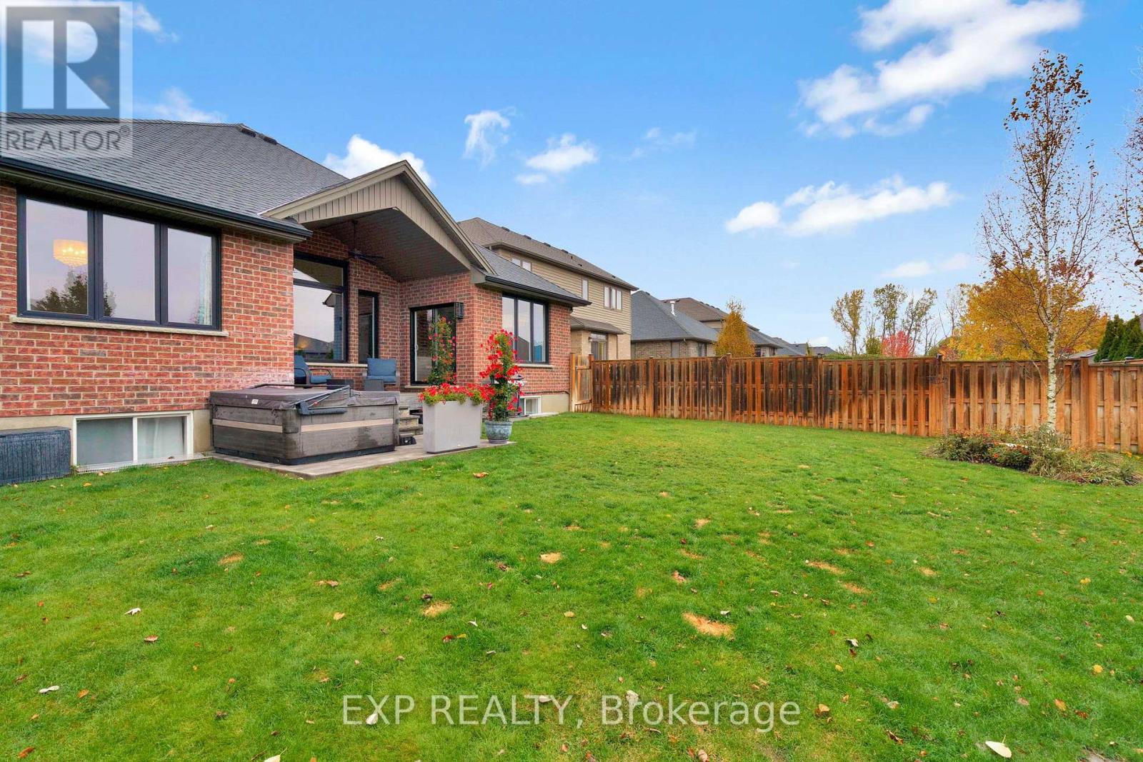 493 Bennett Crescent, Strathroy-Caradoc, Ontario  N0L 1W0 - Photo 39 - X12511686