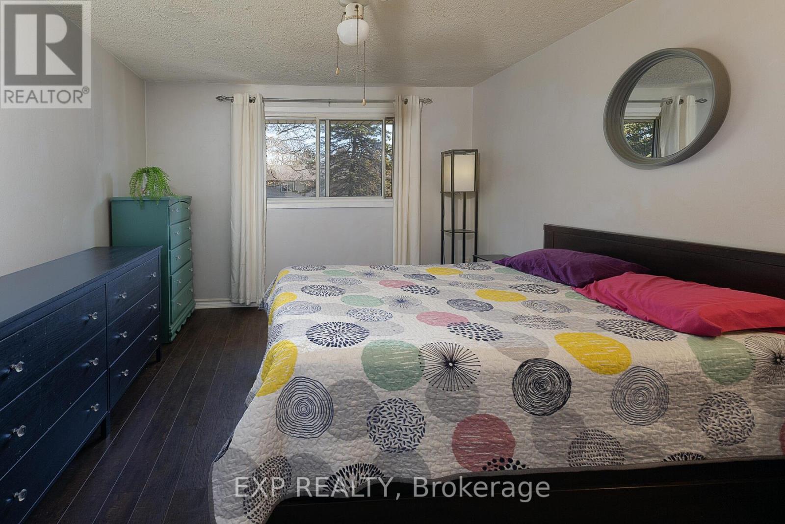 0 - 881 Southdale Road E, London South, Ontario  N6E 1V7 - Photo 13 - X12511730