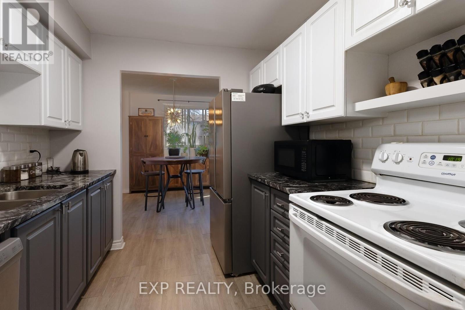 0 - 881 Southdale Road E, London South, Ontario  N6E 1V7 - Photo 9 - X12511730