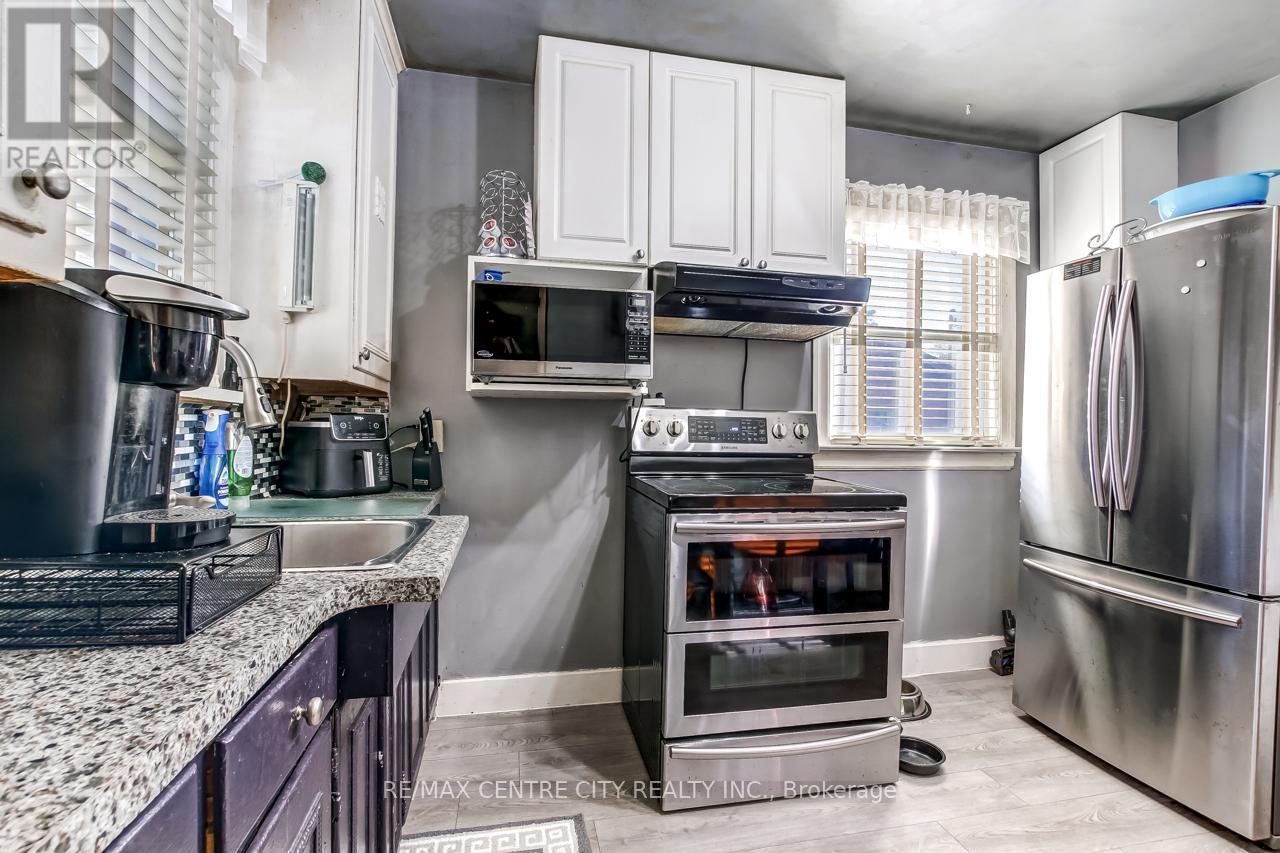 145 Hughes Street, St. Thomas, Ontario  N5P 2Z4 - Photo 10 - X12511732