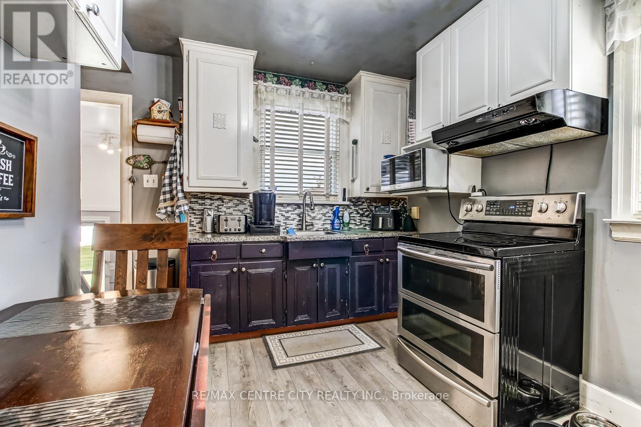 145 Hughes Street, St. Thomas, Ontario  N5P 2Z4 - Photo 9 - X12511732