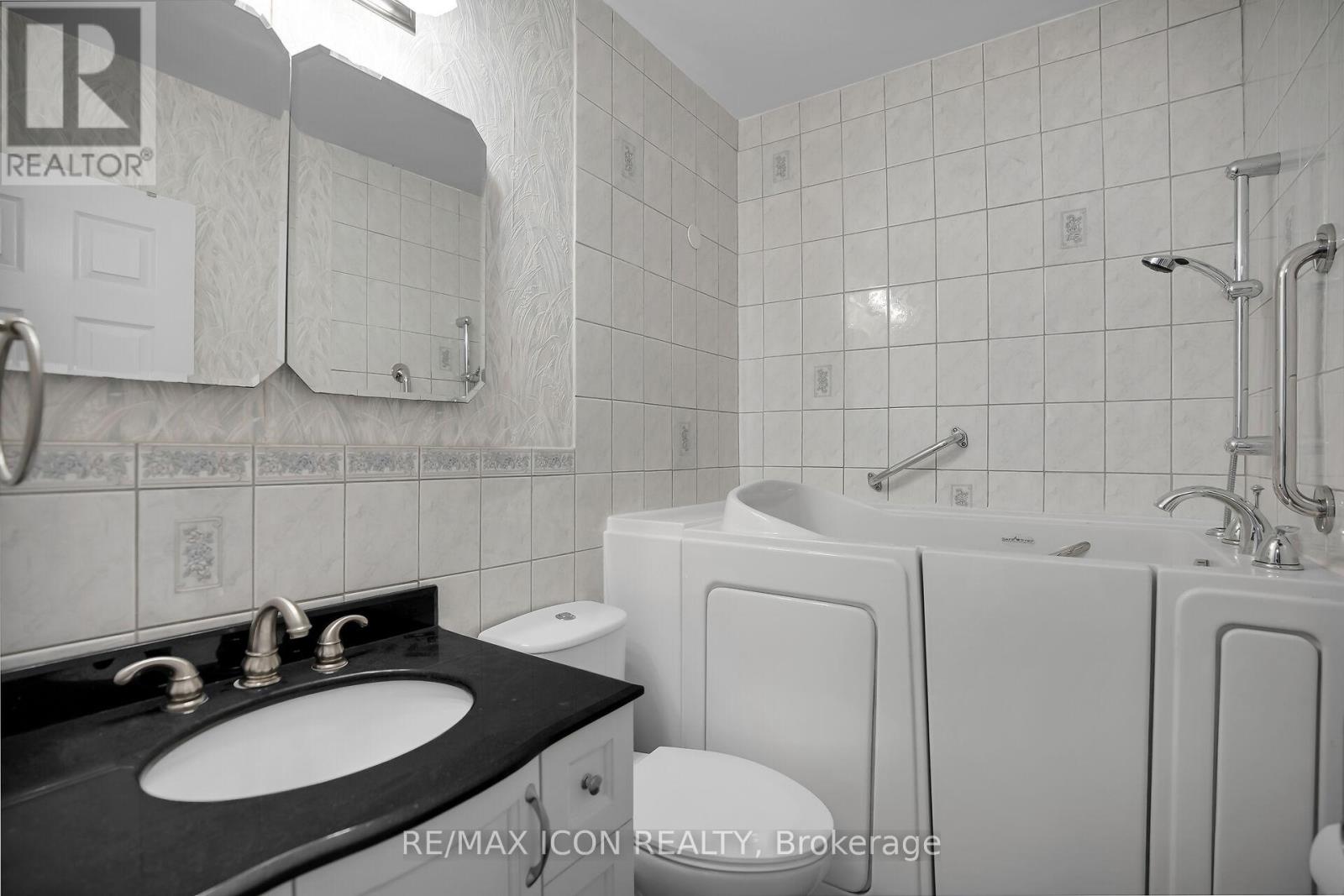 115 Marlborough Avenue, London South, Ontario  N5Z 3S5 - Photo 20 - X12511768