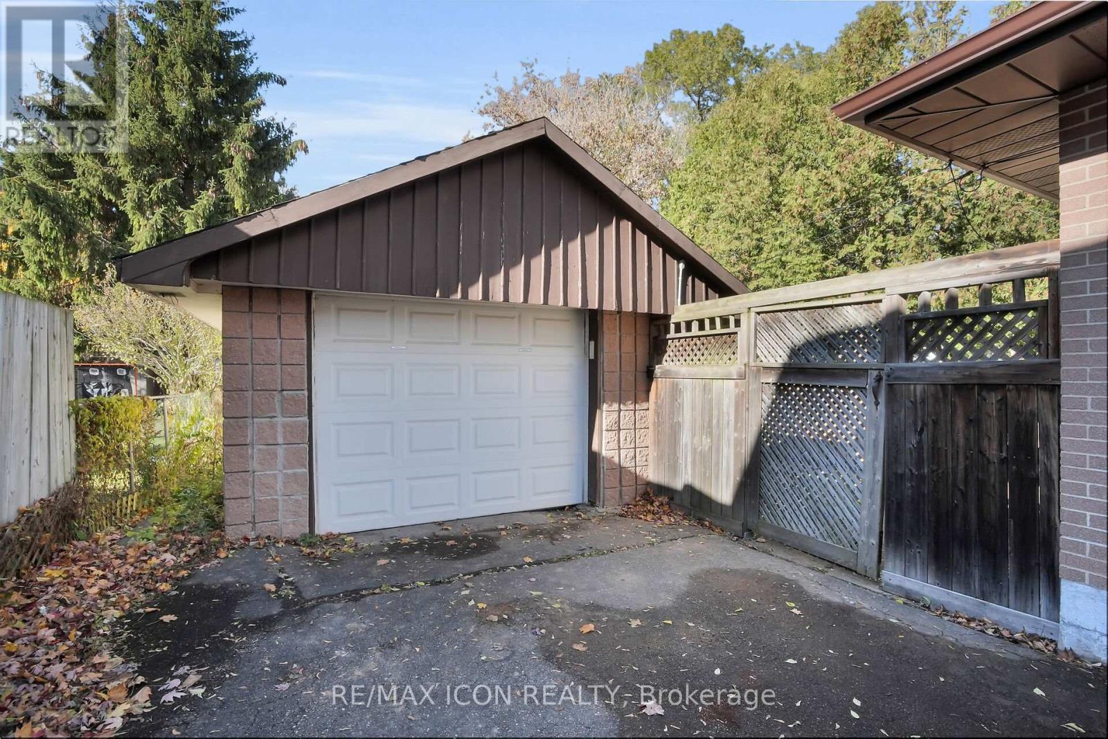 115 Marlborough Avenue, London South, Ontario  N5Z 3S5 - Photo 4 - X12511768