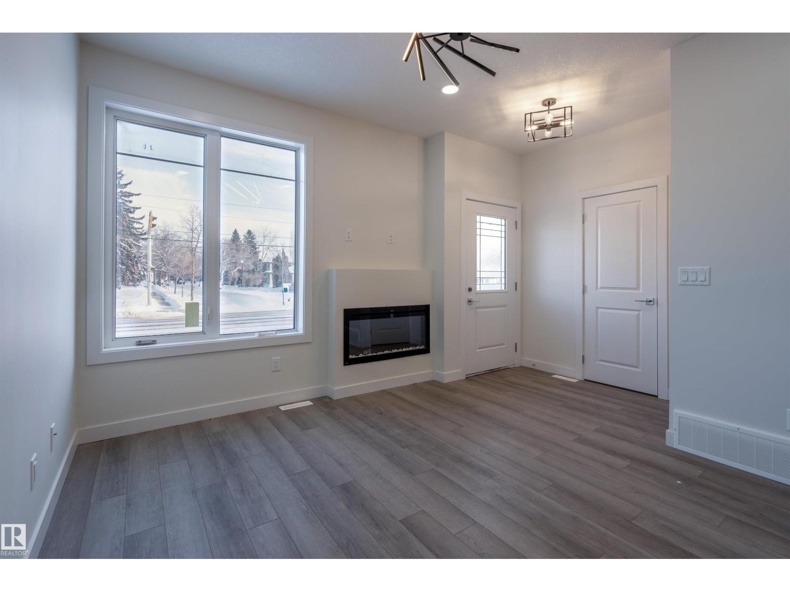 10446 142 St Nw, Edmonton, Alberta  T5N 2P2 - Photo 10 - E4464755