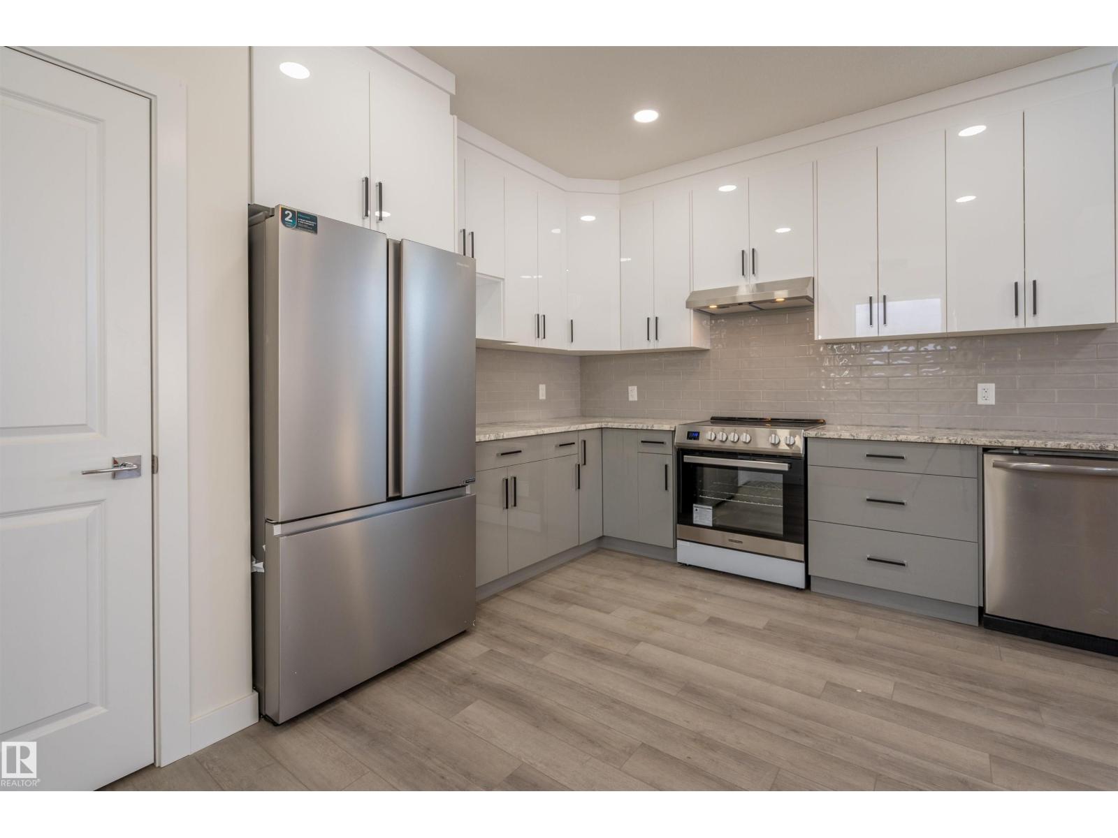 10446 142 St Nw, Edmonton, Alberta  T5N 2P2 - Photo 4 - E4464755