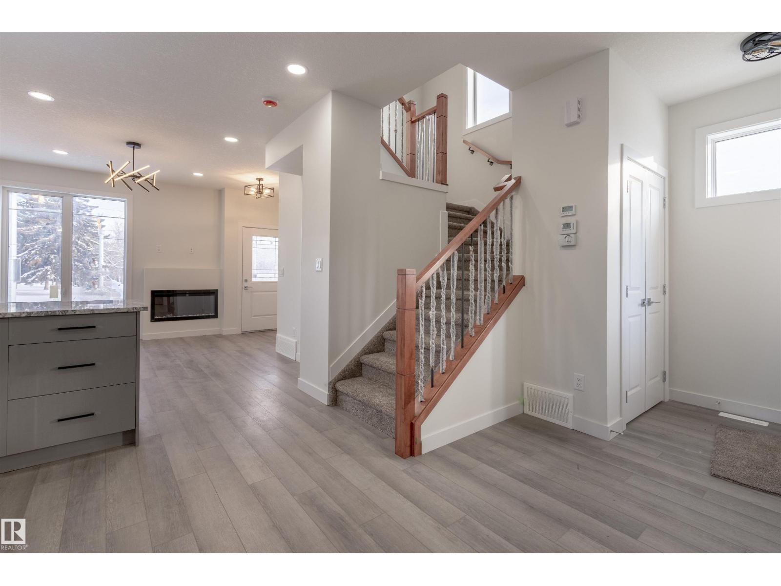 10446 142 St Nw, Edmonton, Alberta  T5N 2P2 - Photo 7 - E4464755