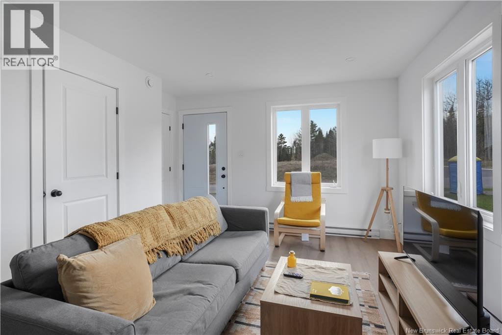 18 Terry Fox Drive, Oromocto, New Brunswick  E2V 0P6 - Photo 8 - NB127718