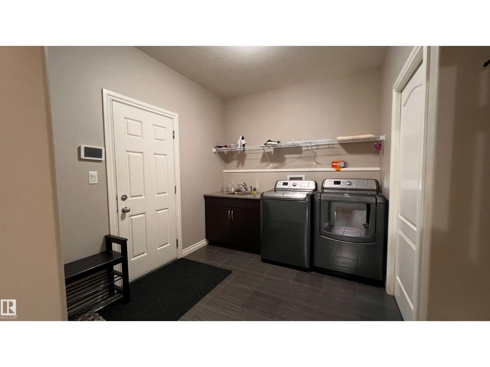 1076 Armitage Cr Sw, Edmonton, Alberta  T6W 0K3 - Photo 12 - E4464628