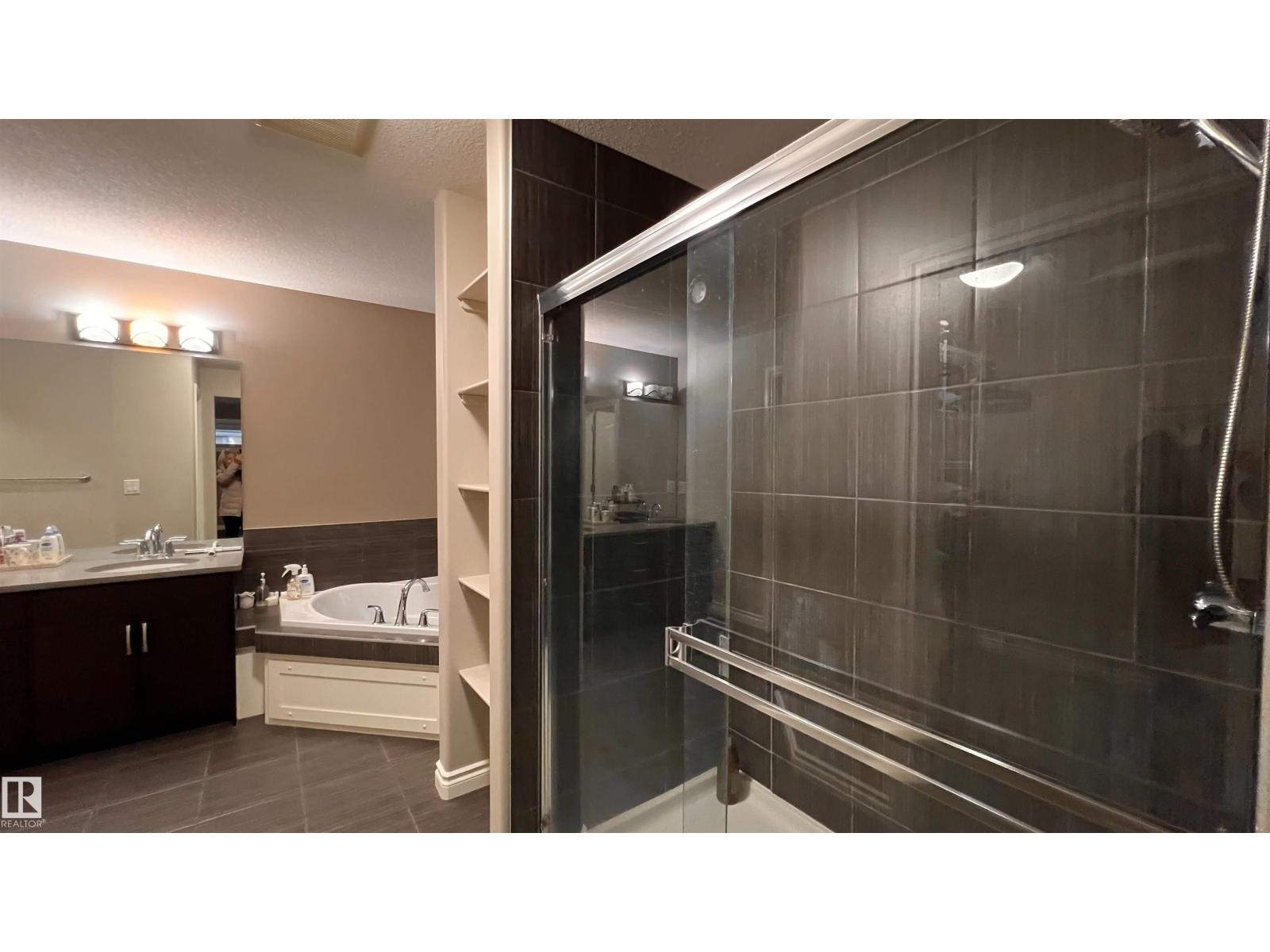 1076 Armitage Cr Sw, Edmonton, Alberta  T6W 0K3 - Photo 38 - E4464628