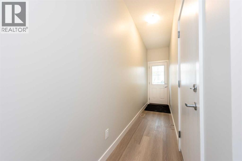 1027 Sage Hill Grove Nw, Calgary, Alberta  T3R 2A2 - Photo 2 - A2258708