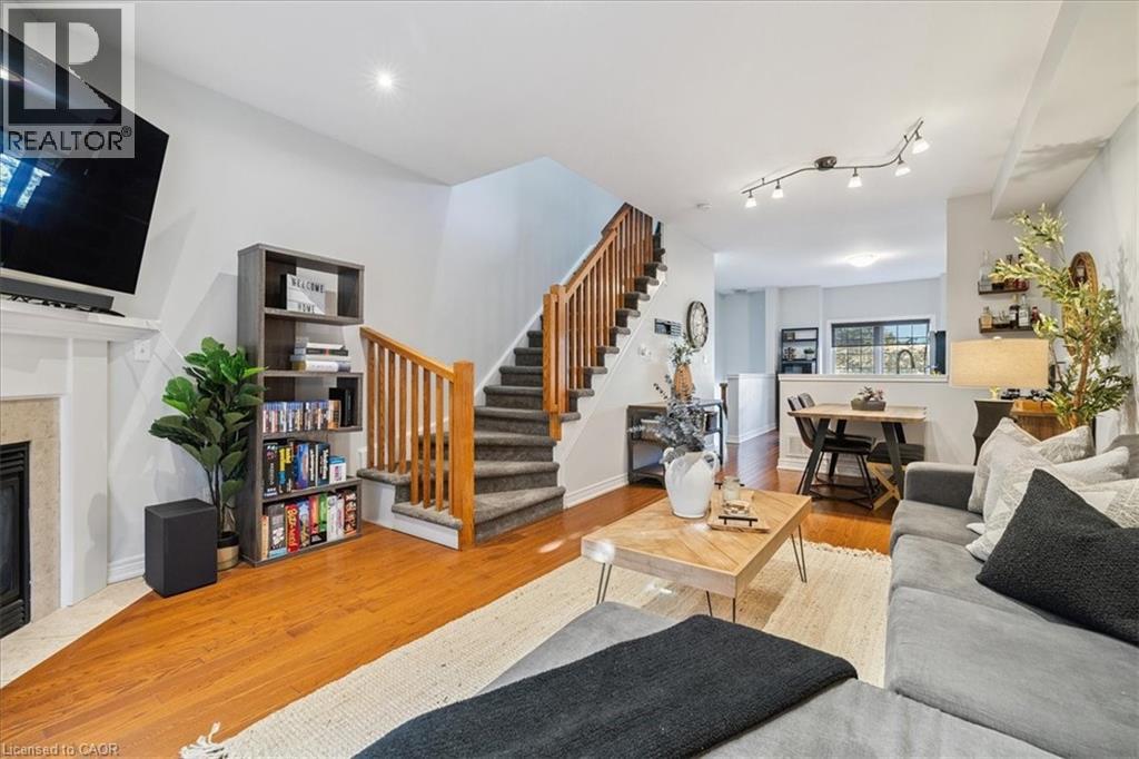 4258 Ingram Common, Burlington, Ontario L7L 0C4 - Photo 17 - 40776053