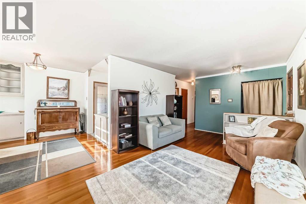 Property at 99 Westwood Drive SW image 4