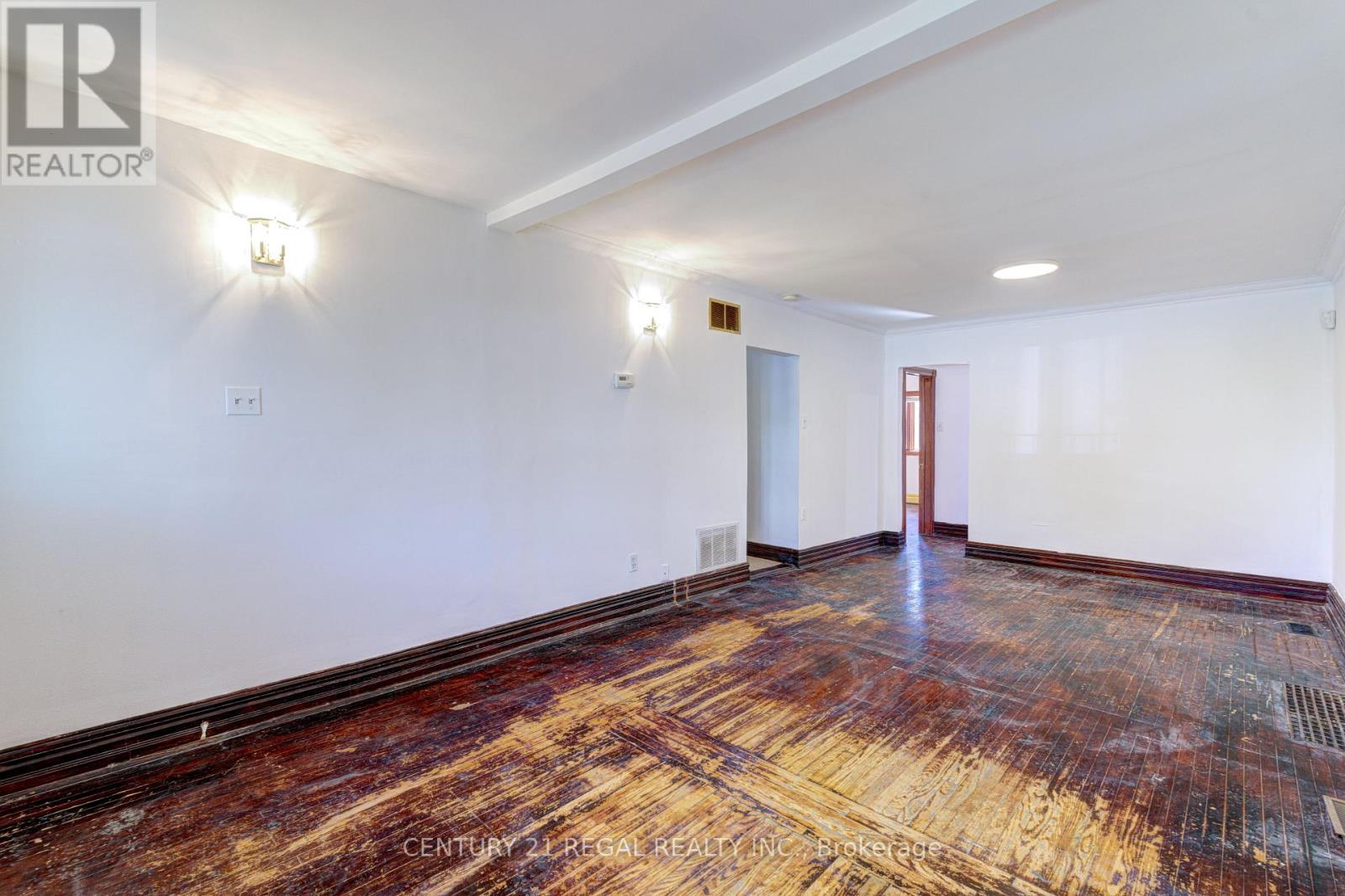 39 Butterworth Avenue, Toronto, Ontario  M1L 1H2 - Photo 10 - E12511340