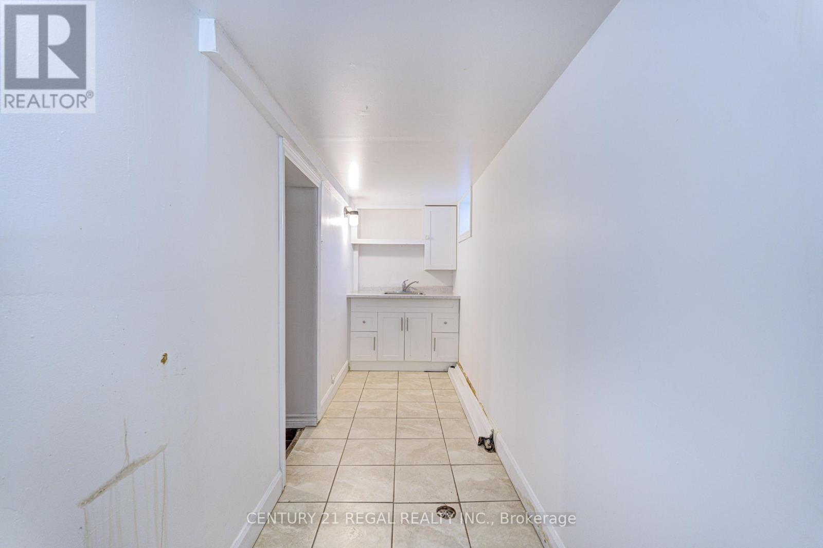39 Butterworth Avenue, Toronto, Ontario  M1L 1H2 - Photo 15 - E12511340