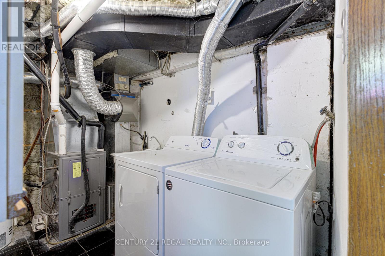 39 Butterworth Avenue, Toronto, Ontario  M1L 1H2 - Photo 23 - E12511340