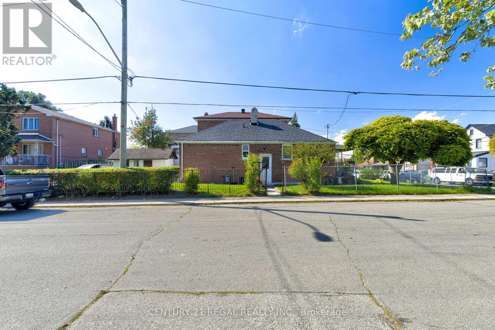 39 Butterworth Avenue, Toronto, Ontario  M1L 1H2 - Photo 27 - E12511340