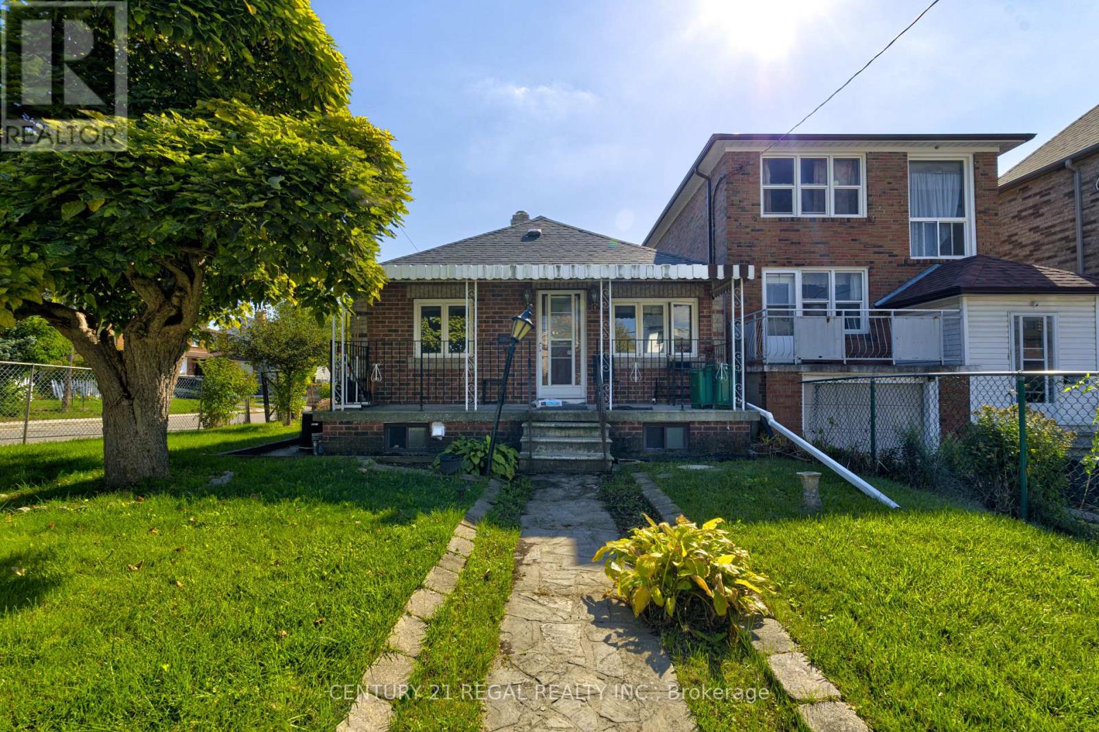 39 Butterworth Avenue, Toronto, Ontario  M1L 1H2 - Photo 32 - E12511340