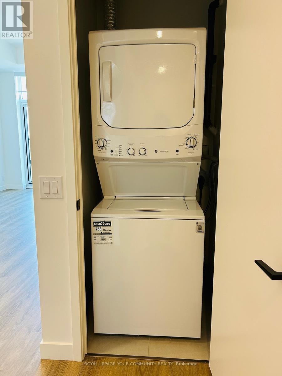 721 - 1050 Eastern Avenue, Toronto, Ontario  M4L 0B7 - Photo 3 - E12511384