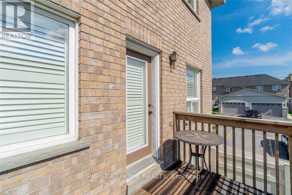 19 - 460 Woodmount Drive, Oshawa, Ontario  L1K 0K3 - Photo 5 - E12511408