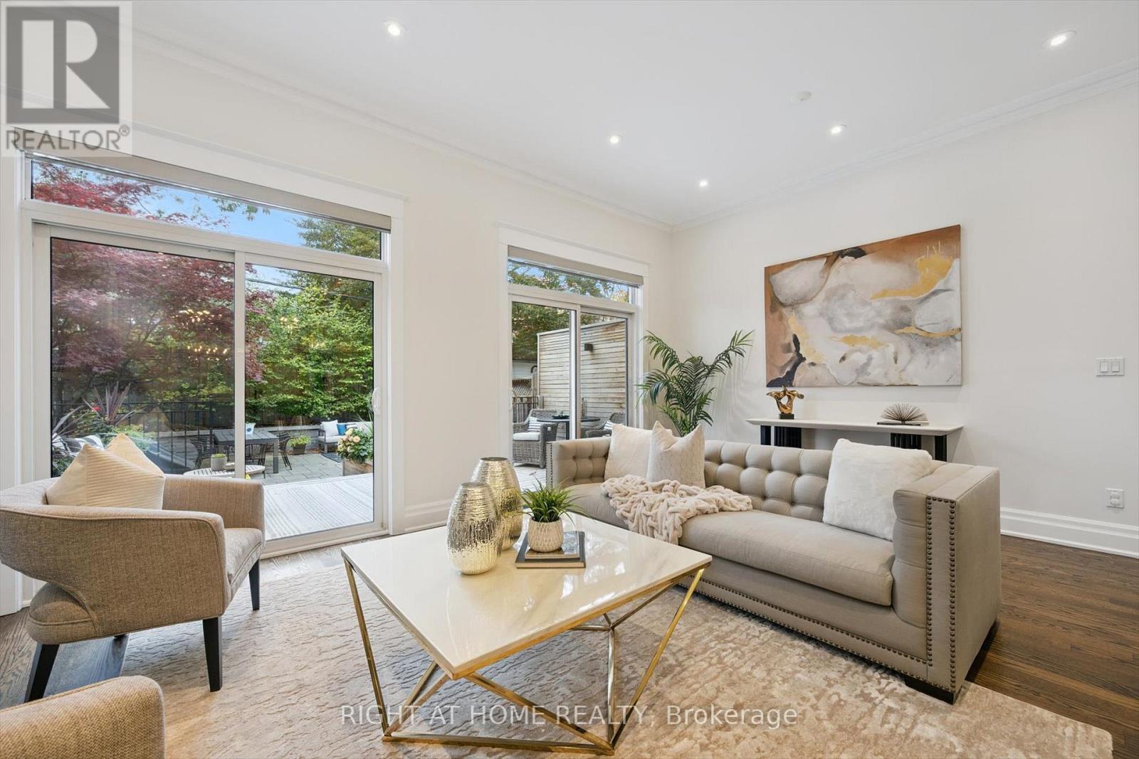 64 Wheeler Avenue, Toronto, Ontario  M4L 3V2 - Photo 10 - E12511624