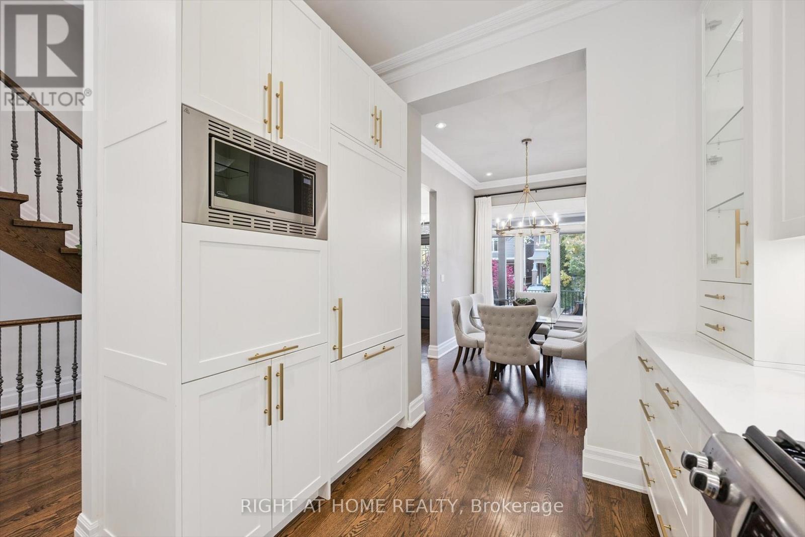 64 Wheeler Avenue, Toronto, Ontario  M4L 3V2 - Photo 19 - E12511624