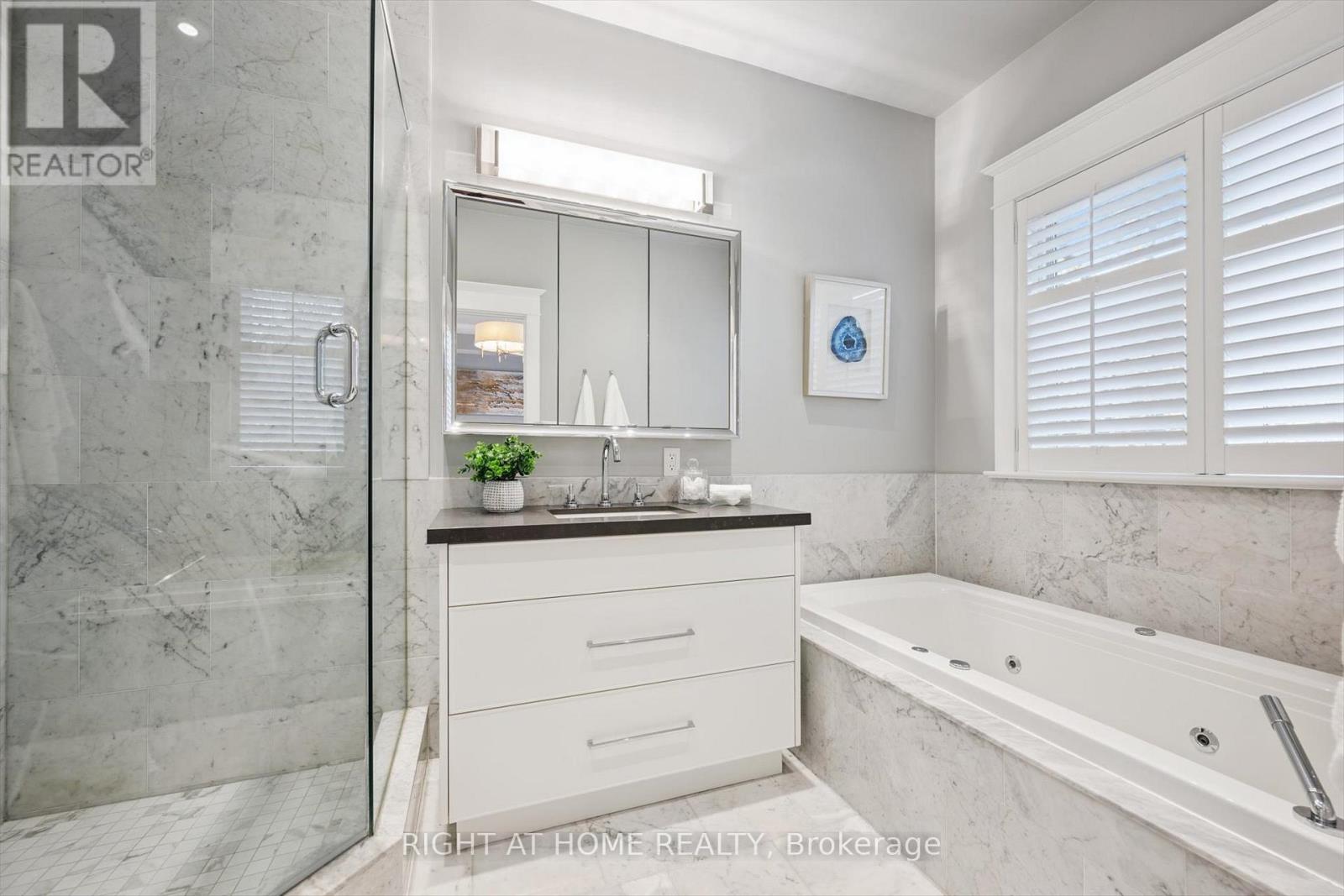 64 Wheeler Avenue, Toronto, Ontario  M4L 3V2 - Photo 25 - E12511624