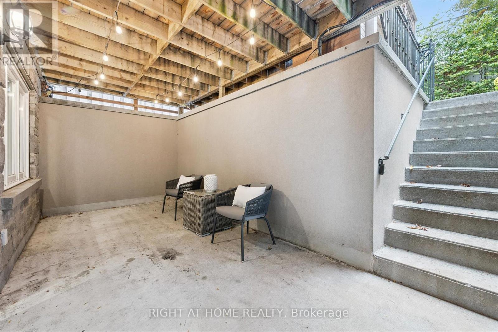 64 Wheeler Avenue, Toronto, Ontario  M4L 3V2 - Photo 45 - E12511624