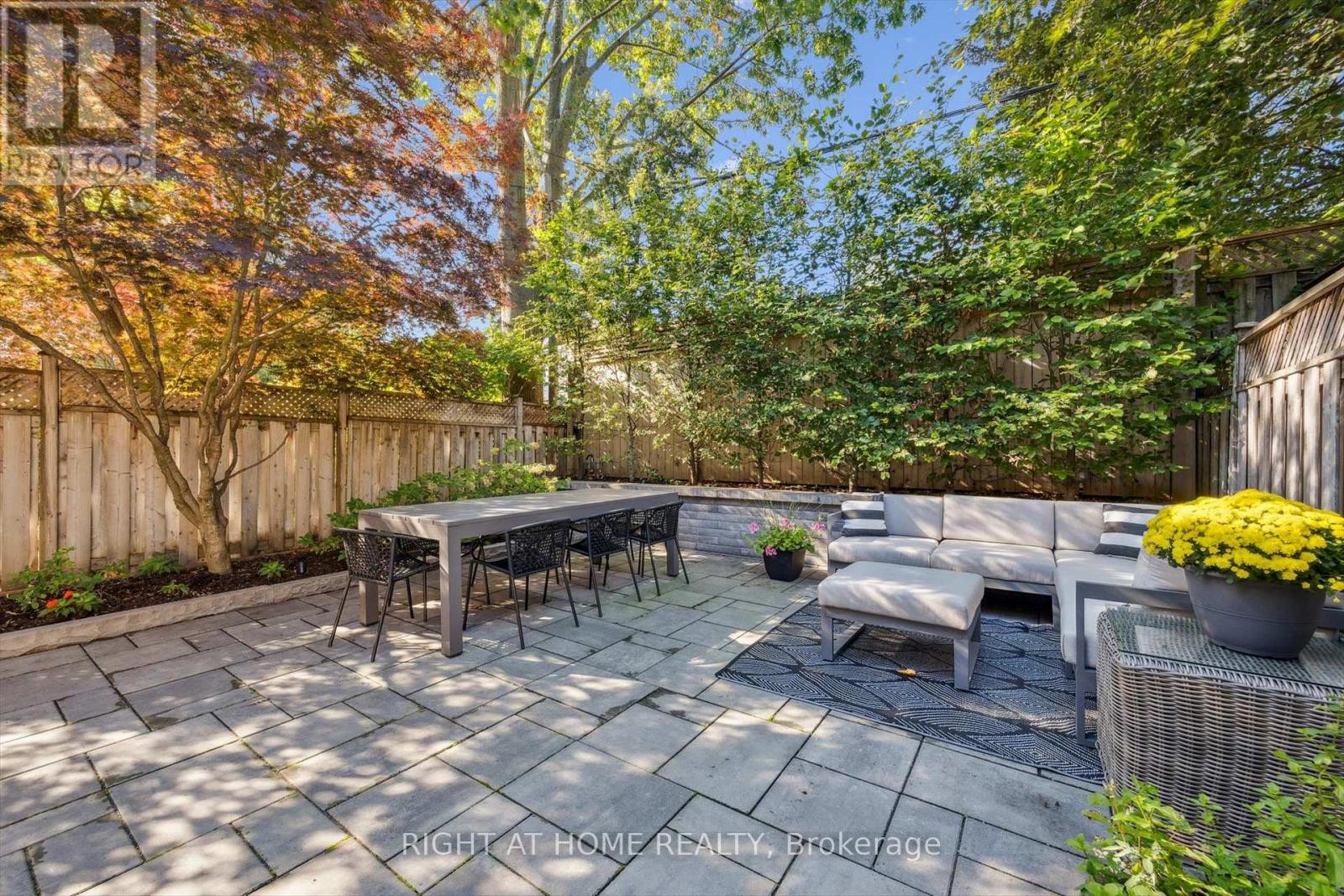 64 Wheeler Avenue, Toronto, Ontario  M4L 3V2 - Photo 49 - E12511624