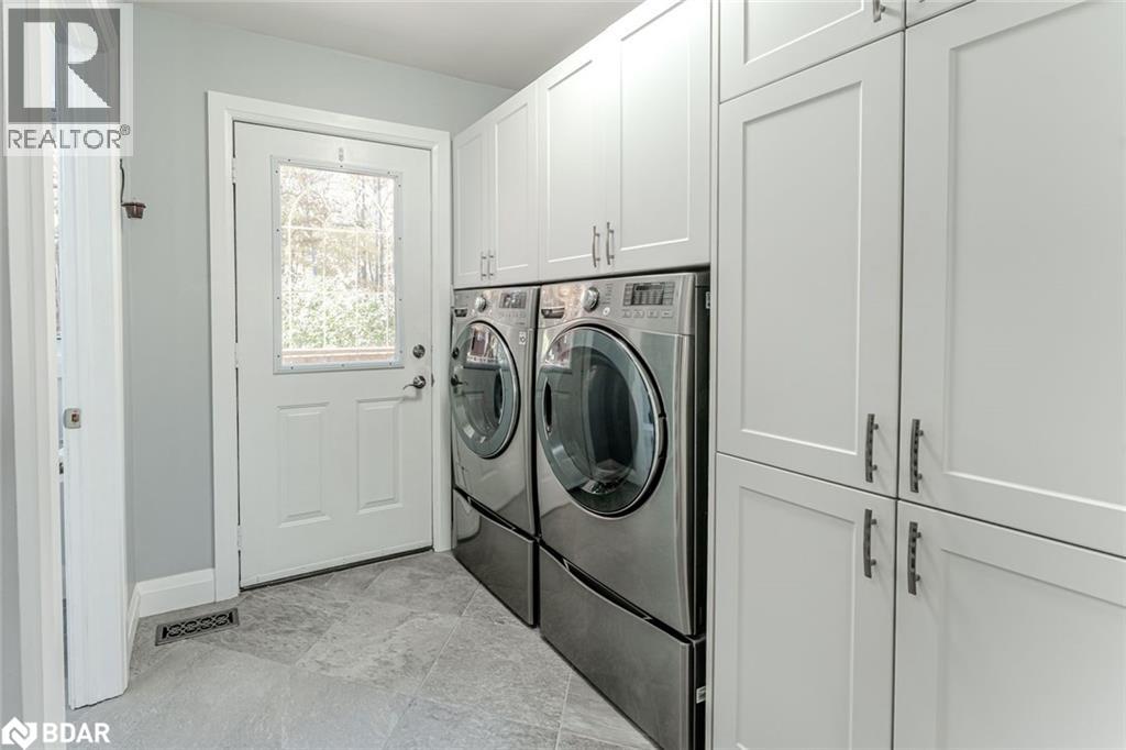 1096 Sunnidale Road, Springwater, Ontario  L9X 0R9 - Photo 10 - 40784084