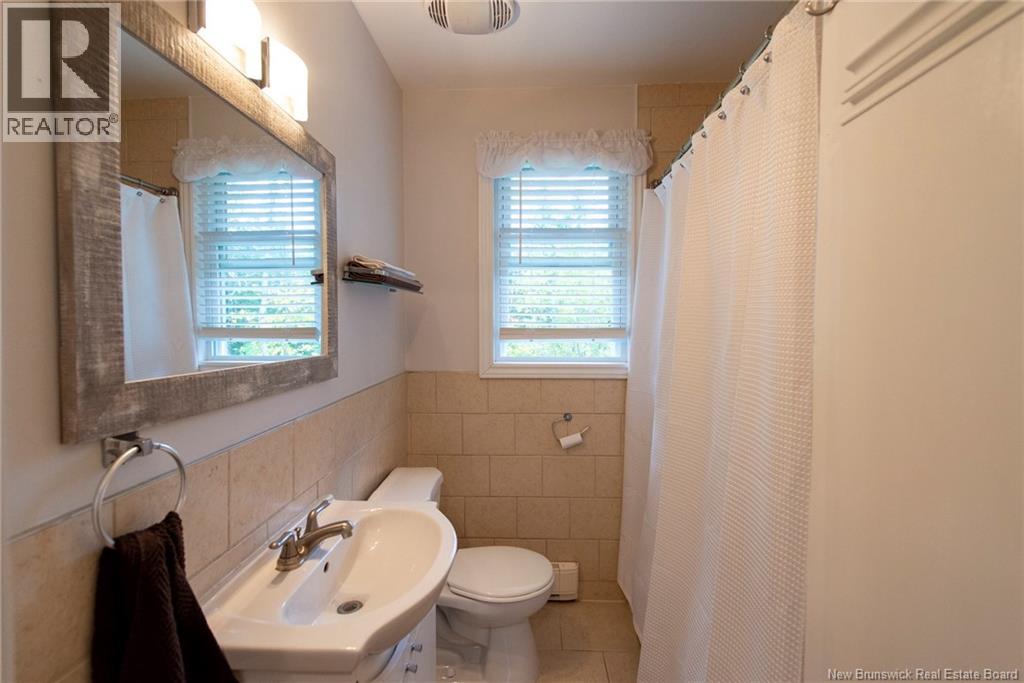 1104 Kennebecasis Drive, Saint John, New Brunswick  E2K 5B1 - Photo 11 - NB129646